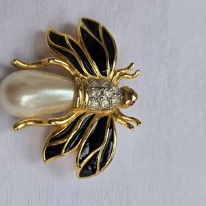 Fireflies Gold and Black Brooch with Pearl Accent